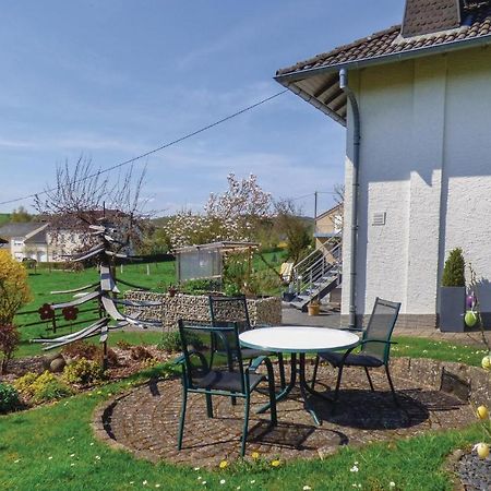Cozy Apartment In Koerperich-Obersgegen With Wifi Korperich 外观 照片